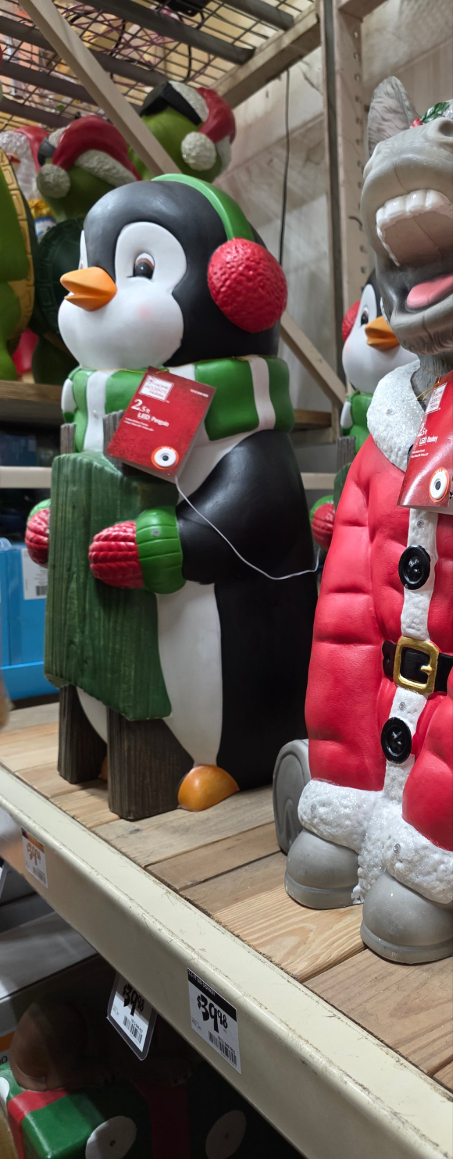 2.5 ft LED Penguin