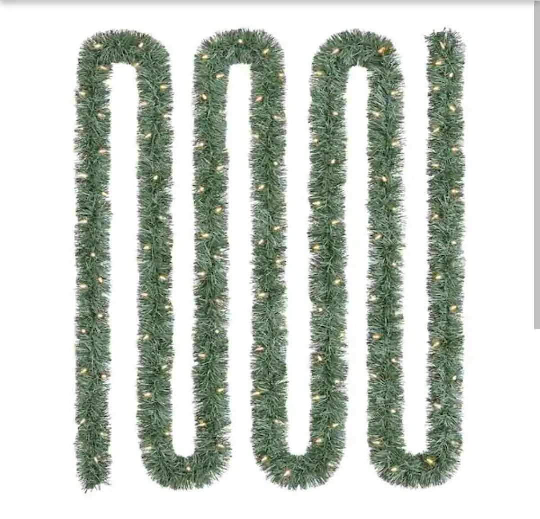 25 ft. LED Pre-Lit Roping Artificial Garland