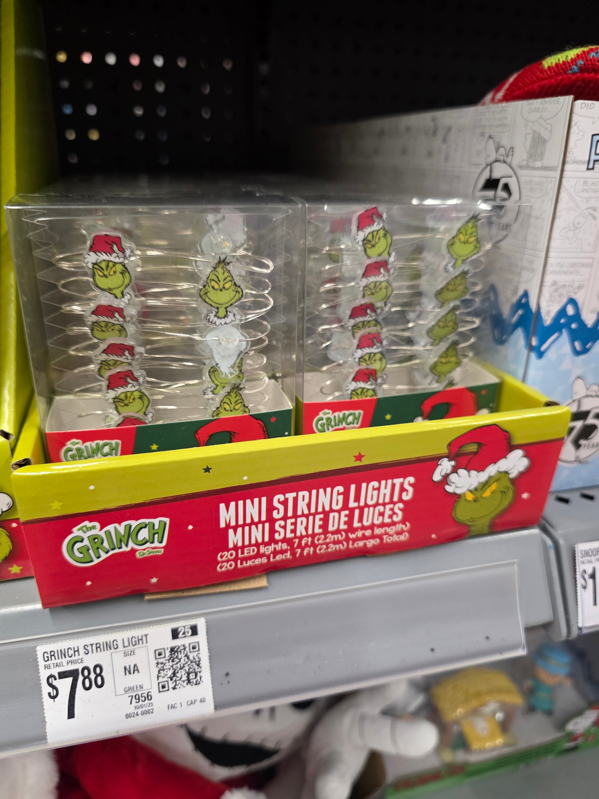 Dr. Seuss The Grinch 7 ft LED Holiday String Lights with 20 Micro Bulbs and Grinch Faces